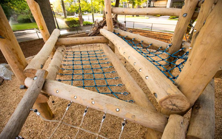 robinia rope playground